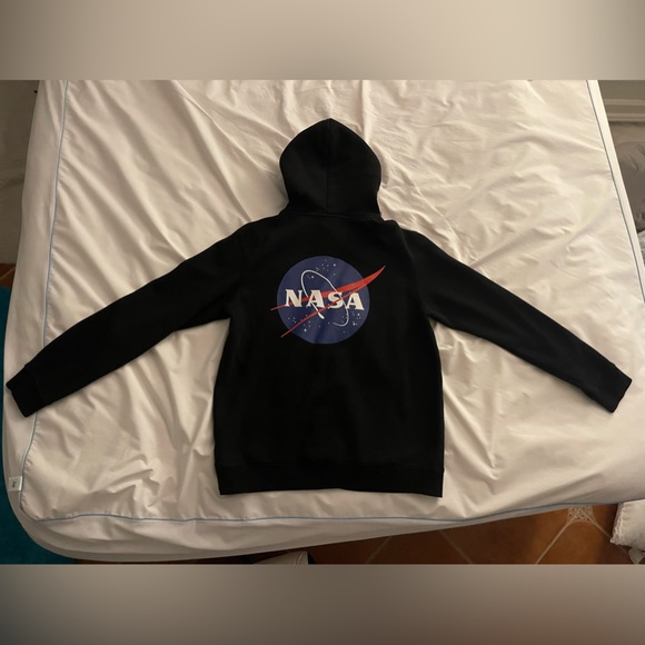 Black H&M NASA hoodie - Picture 2 of 5